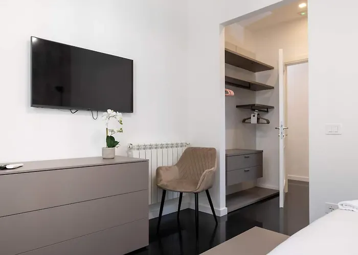 Luxurious In The Center Of Pensjonat Rzym