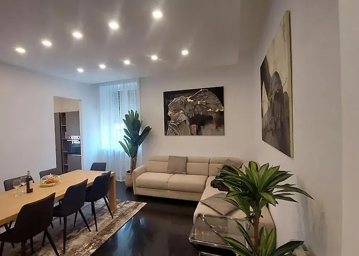 Luxurious In The Center Of 3*