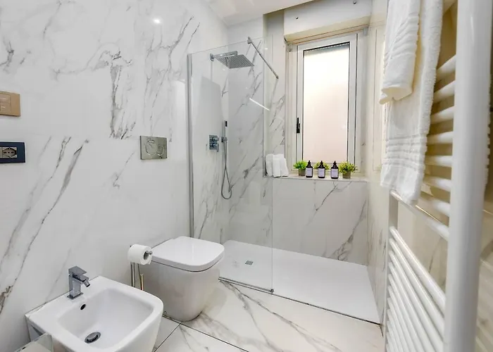 Pensjonat Luxurious In The Center Of 3*