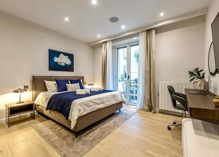 Luxurious In The Center Of