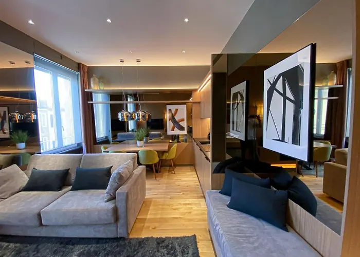 Luxurious In The Center Of Pensjonat 3*