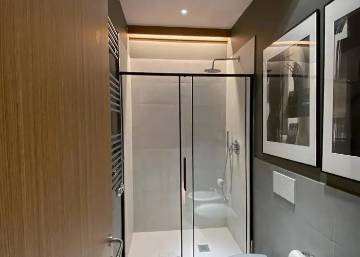 Luxurious In The Center Of Pensjonat Rzym