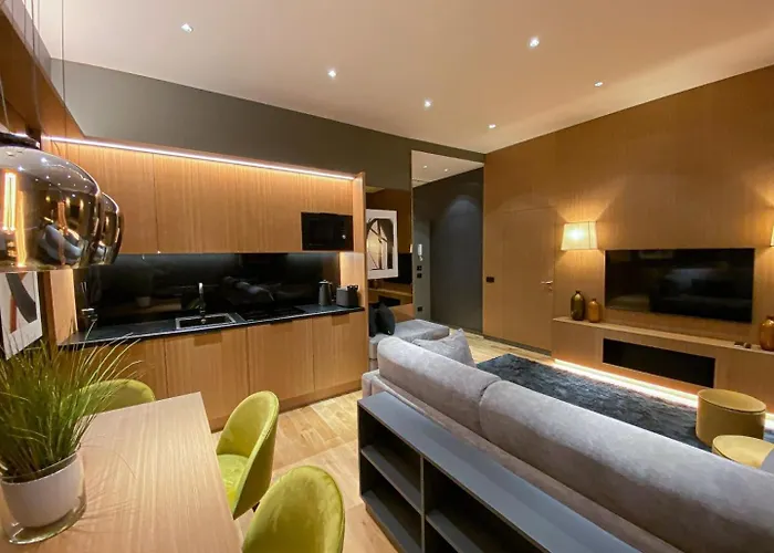 Luxurious In The Center Of Pensjonat 3*